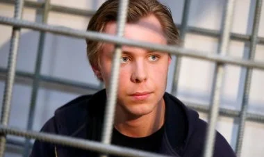 Rusiyada “Quran”ı yandıran şəxsə hökm oxunub