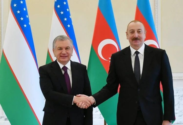 Şavkat Mirziyoyev İlham Əliyevə zəng edib