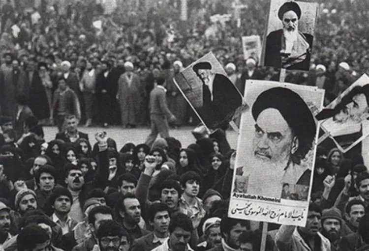 Bu gün İran İslam İnqilabının ildönümüdür