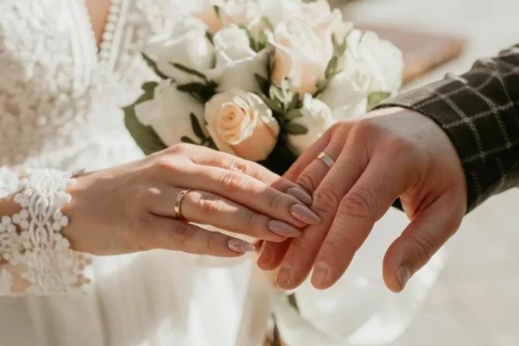 Azərbaycanda nikahların sayı azalıb, boşanmalar artıb