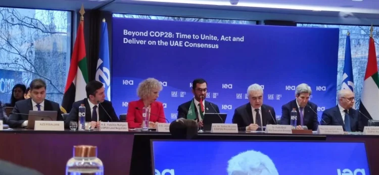 Parisdə COP28 və COP29-a həsr olunmuş dəyirmi masa gedir