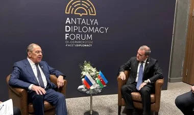 Azərbaycan və Rusiya XİN rəhbərlərinin Antalyada görüşüb