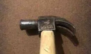Çəkiclə Kapitoliyə girmək istəyən şəxs saxlanılıb