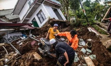 İndoneziyada daşqınlar nəticəsində ölü sayı 26-ya çatıb