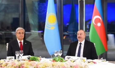 Kasım-Jomart Tokayevin şərəfinə dövlət ziyafəti verilib FOTO