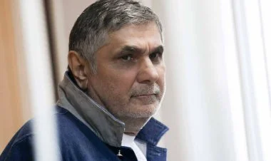 Rusiyanın 1 nömrəli qanuni oğrusu azadlığa çıxır FOTO