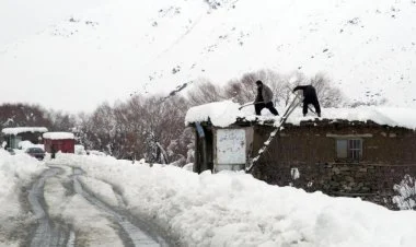 Əfqanıstanda qarlı və şaxtalı hava nəticəsində 60 nəfər ölüb
