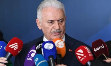 Ermənistan Zəngəzuru açmalı, gerbdən Ağrı dağ çıxarmalıdır