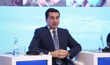 Azərbaycan-Ermənistan münasibətləri istiləşir