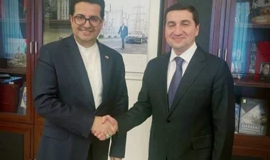 Hikmət Hacıyev İranın ölkəmizdəki səfiri ilə görüşdü