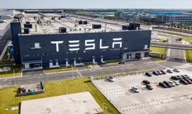 “Tesla” İtaliyada zavod açmaq üçün danışıqlar aparır