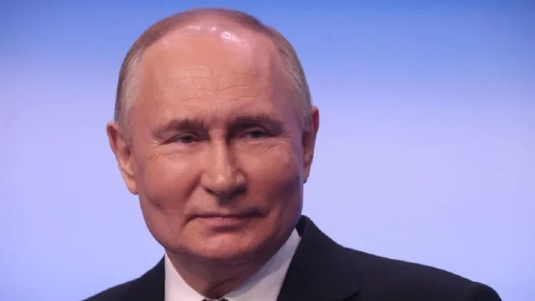 Vladimir Putin seçici səslərinin 87,31 faizini toplayıb