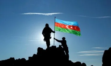 Aprel qələbəsinin 8-ci ili