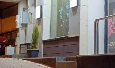 İstanbulda hotelə silahlı hücum olub