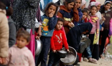 İsrail humanitar yardım maşınlarını Qəzzaya buraxmadı
