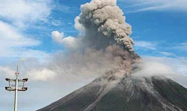 Ebeko vulkanı 3,5 kilometr yüksəkliyə kül püskürdü