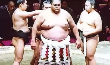 Sumo döyüşçüsü Akebono Taro vəfat edib