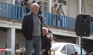 Kəndlərimizi işğal etmiş ermənilərin başları gicişir