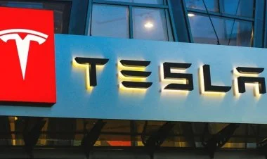 “Tesla” 14 min əməkdaşını ixtisar etməyi planlaşdırır