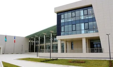 Bakıdakı Fransız Liseyi bağlanır