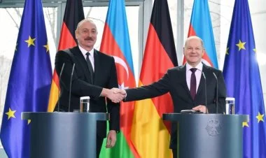 İlham Əliyev Olaf Şoltsla görüşmək üçün Almaniyaya gedəcək