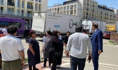 Füzuliyə köçürülən ailələrə mənzillərin açarları verilib