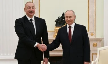"Üç dəniz arxasına səyahət. Yeni Afanasi Nikitin