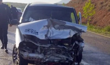 “Chevrolet”lə “Tofaş” toqquşdu: 2 ölü, 2 yaralı