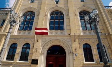 Latviya məktəblərində rus dilinin tədrisi qadağan edilib