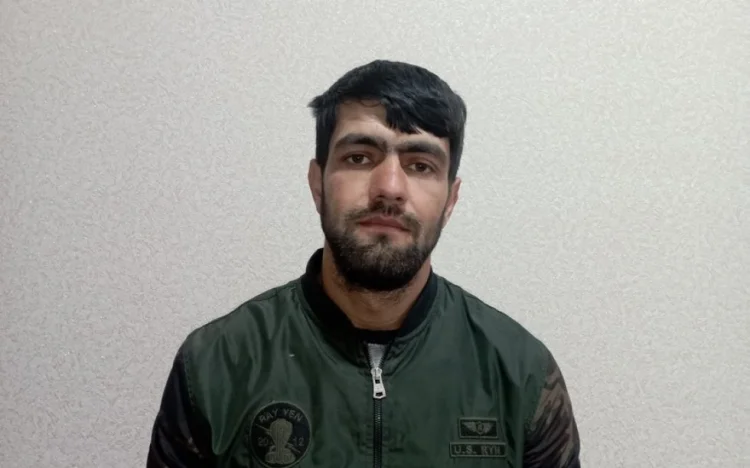 İran vətəndaşına narkokuryerlik edən tutuldu
