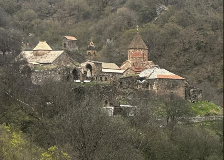 Xudavəng alban monastırını  Azərbaycan polisi mühafizə edir