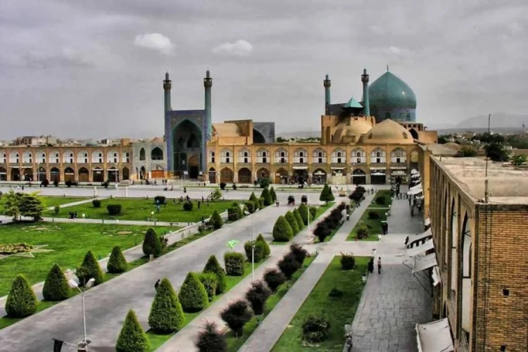 İsfahanda heç bir dağıntı yoxdur