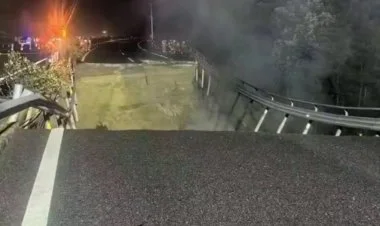 Çində magistral yol çöküb, 19 nəfər ölüb