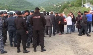 Ermənistanda 30-dan çox etirazçı saxlanılıb