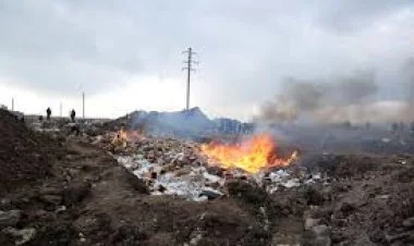 Bakıda məişət tullantıları yanıb, 1 nəfərin meyiti tapılıb