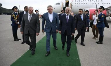 Slovakiyanın Baş naziri Azərbaycana rəsmi səfərə gəlib