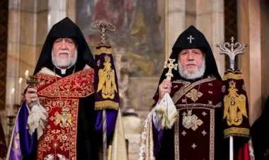 Erməni Kilsəsi Paşinyana qarşı bəyanat verdi