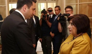 Cenevrədə Sahibə Qafarova Simonyanla ayaqüstü söhbət edib