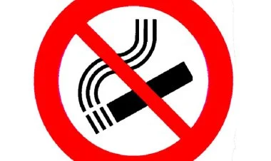 Azərbaycanda müəllimlərə siqaret çəkmək qadağan edildi