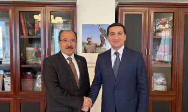 Hikmət Hacıyev Türkiyənin Azərbaycandakı səfiri ilə görüşüb
