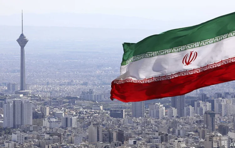 İranda daxili çarpışma qızışır