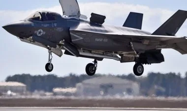 Yaponiyada F-35 qırıcıları qəza enişi edib