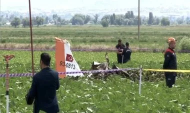 Türkiyədə hərbi təlim təyyarəsi düşüb, pilotlar həlak olub