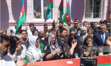 1-ci Qarabağ savaşında itkin düşmüş əsgərlə Xırdalanda vida