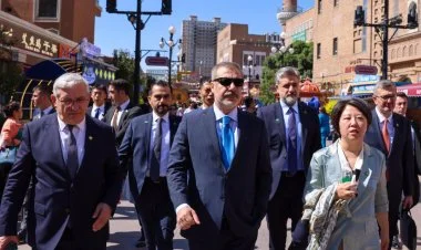 Mavi qalstuk, “Yaxşi” söhbət və Urumçidən Hakan Fidan mesajı