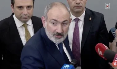 Paşinyan jurnalistlər üçün brifinq keçirib YENİLƏNİR