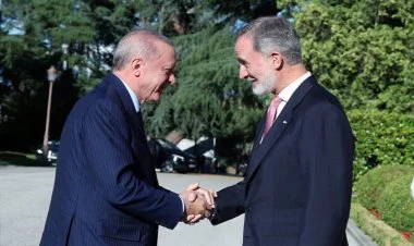 Ərdoğan İspaniya kralı VI Felipe ilə görüşüb