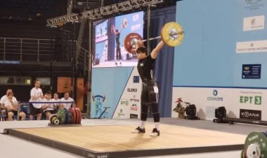 Gənc Aslan Avropa birinciliyinin qızıl oğlanı oldu