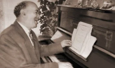 Bülbülün anadan olmasından 127 il ötür