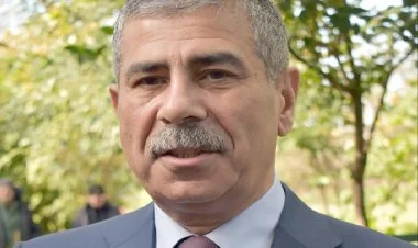 Azərbaycanın müdafiə naziri Macarıstana səfər edib